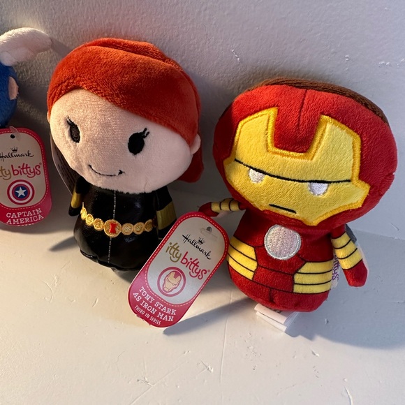 Smashing Set of 6 Marvel Heroes, Hallmark itty bitty’s ⭐️♥️ - Picture 4 of 9
